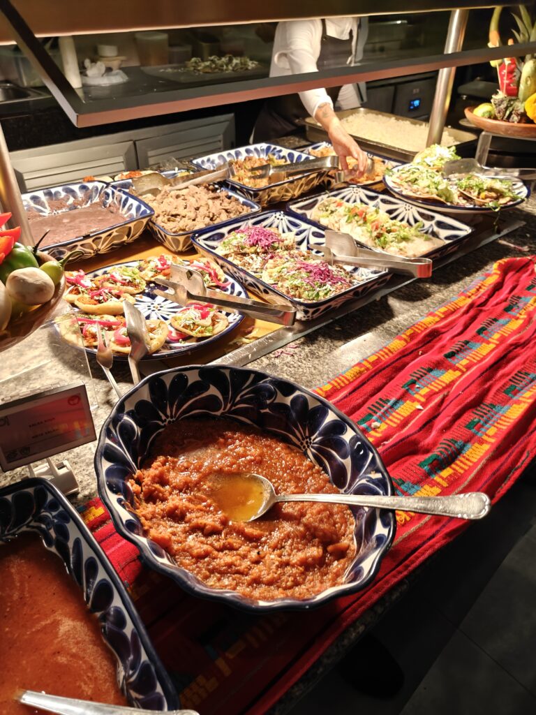 Eten Riu Latino