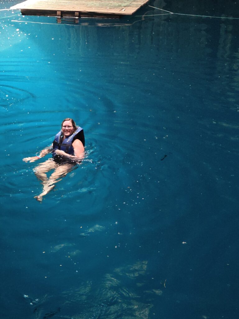 Zwemmen in een cenote tijdens onze Chichén Itzá excursie